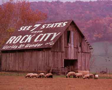 barn-rockcity1.jpg